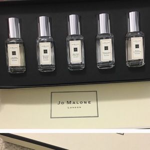 [HOLD] Brand Mew Jo Malone collection!